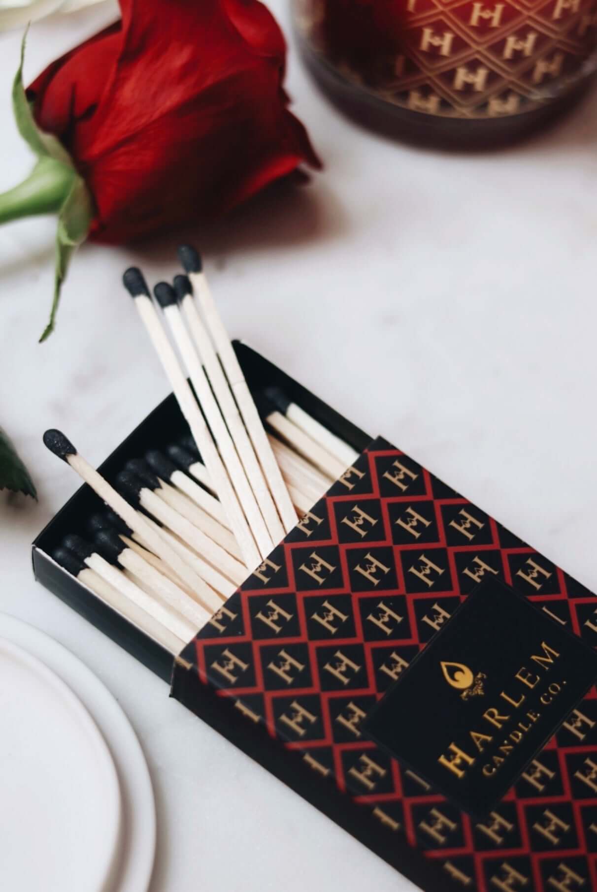 Elegant Matches - Art Deco Design “Red”
